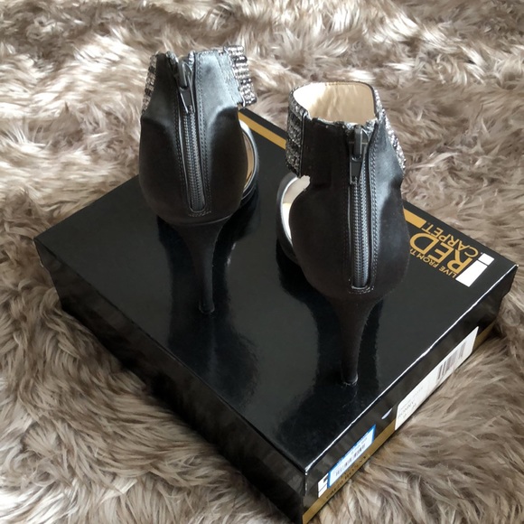 Stilettos Heels With Rhinestone Ankle Strap - Picture 4 of 9